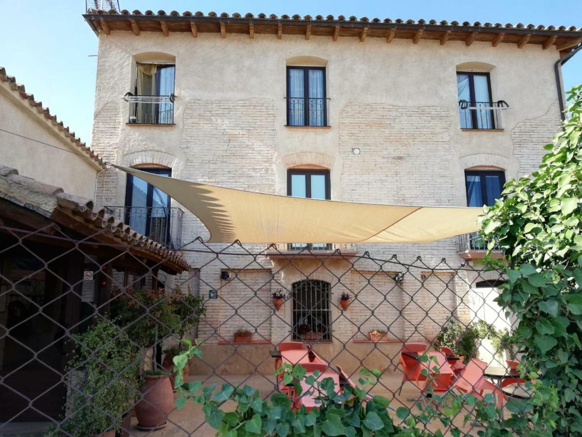 Apartamentos La Venta Del Rome Horta de Sant Joan Dış mekan fotoğraf